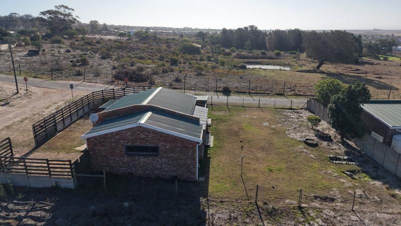 2 Bedroom Property for Sale in Albertinia Western Cape